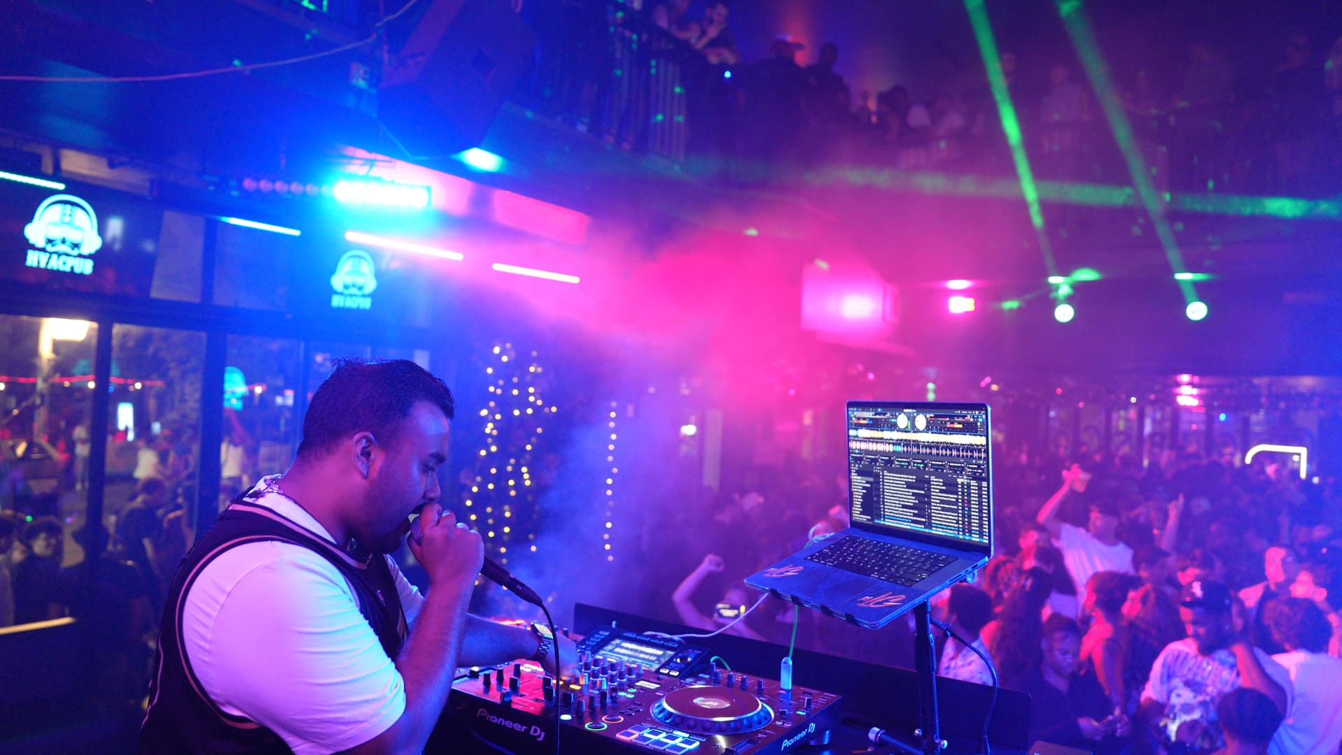 DJ LG live 3