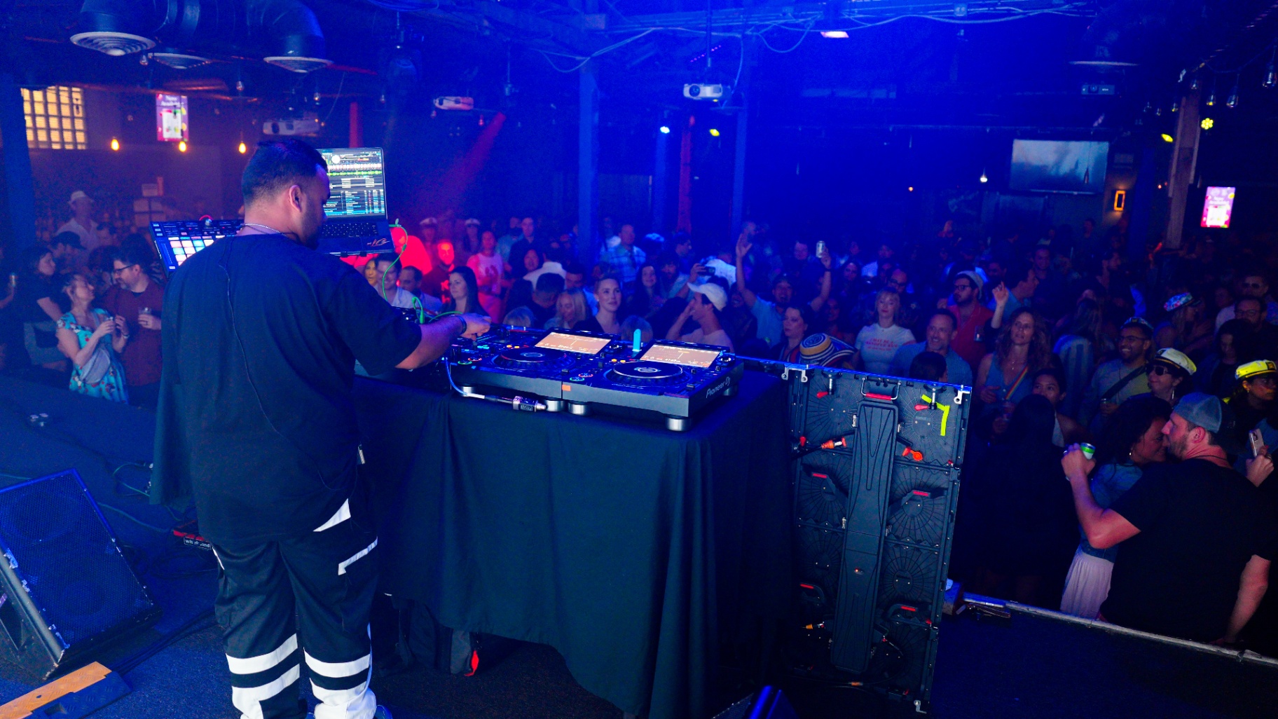 DJ LG live 13